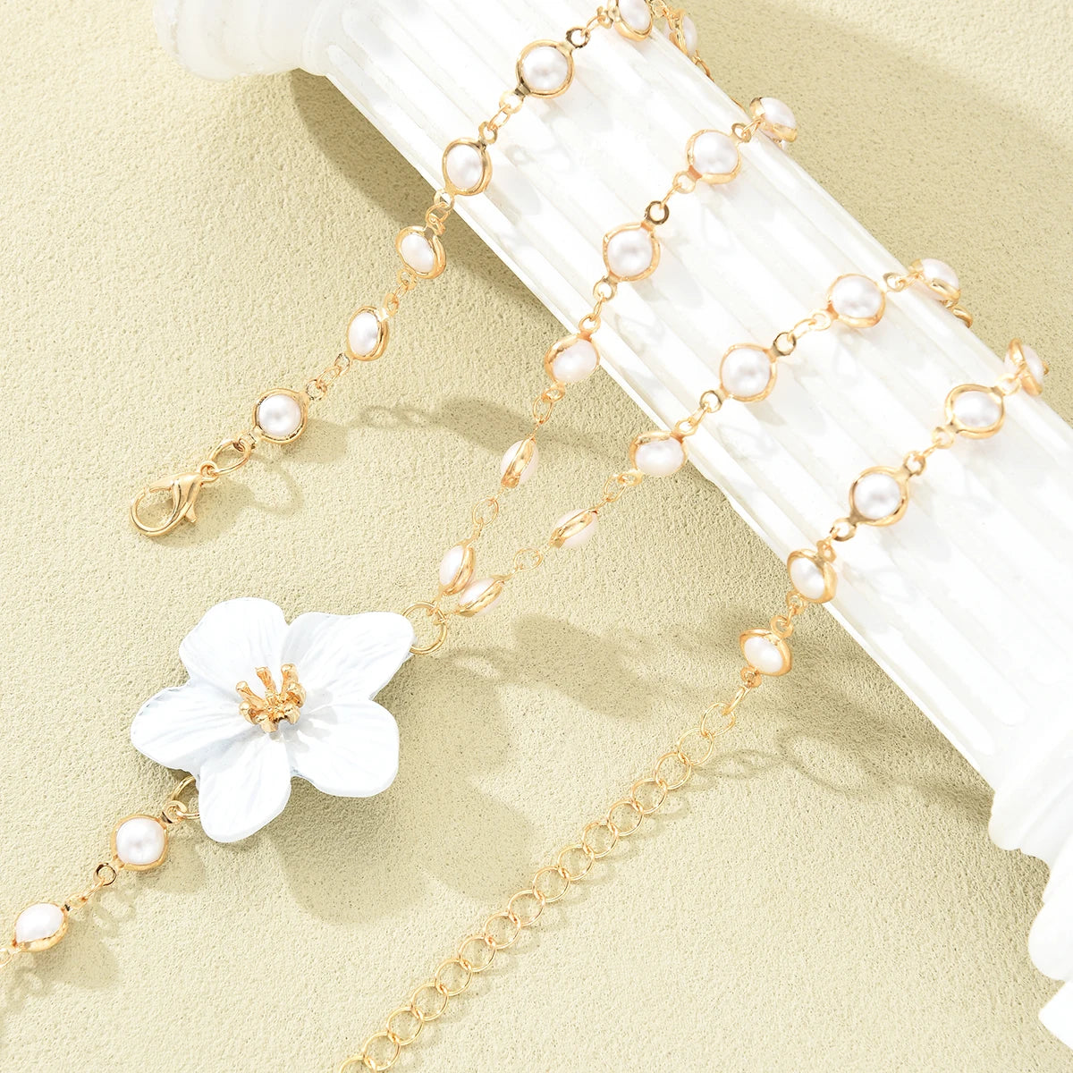 Elegant Women‘S Long Tassel Pearl Flower Necklace Fashion Gold White Color Pendants Necklace Beach Party Jewelry Accessories New