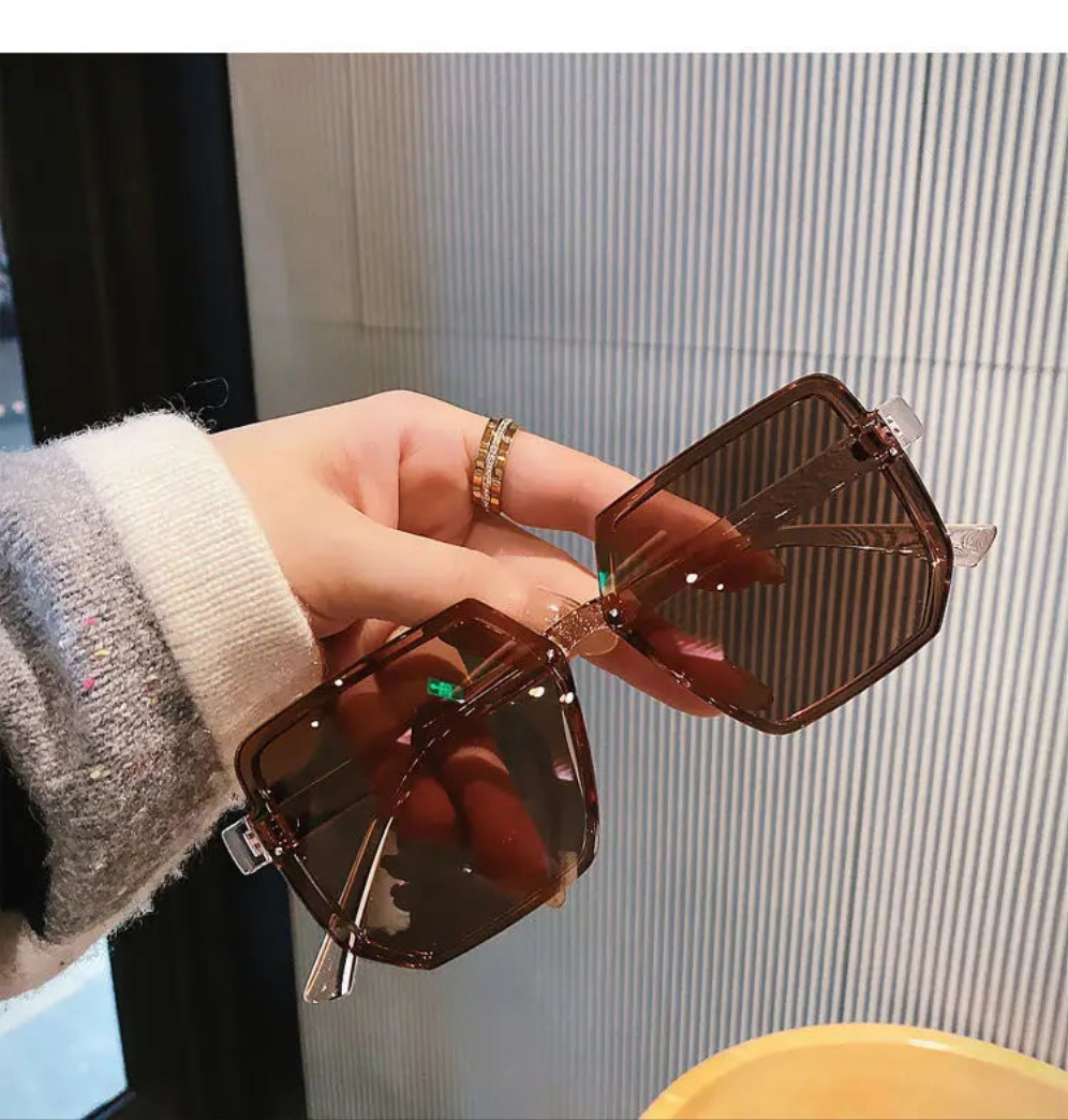 Big Frame Vintage Sunglasses Women, Elegant Square Sun Glasses Retro Eye Glasses Goggle for Female Polygon Sunglasses  