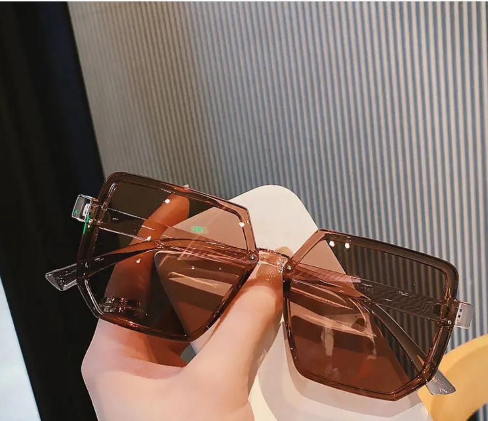 Big Frame Vintage Sunglasses Women, Elegant Square Sun Glasses Retro Eye Glasses Goggle for Female Polygon Sunglasses  