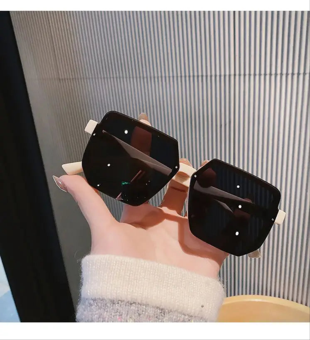 Big Frame Vintage Sunglasses Women, Elegant Square Sun Glasses Retro Eye Glasses Goggle for Female Polygon Sunglasses  