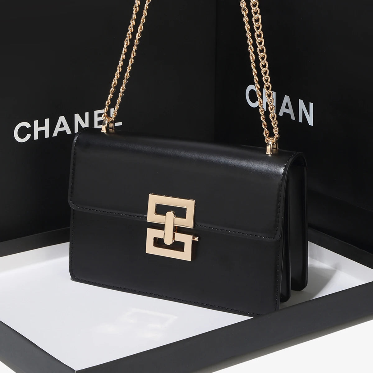 Belt Decoration Flip Cover Handbag Crossbody Bag