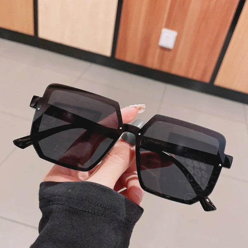 Big Frame Vintage Sunglasses Women, Elegant Square Sun Glasses Retro Eye Glasses Goggle for Female Polygon Sunglasses  