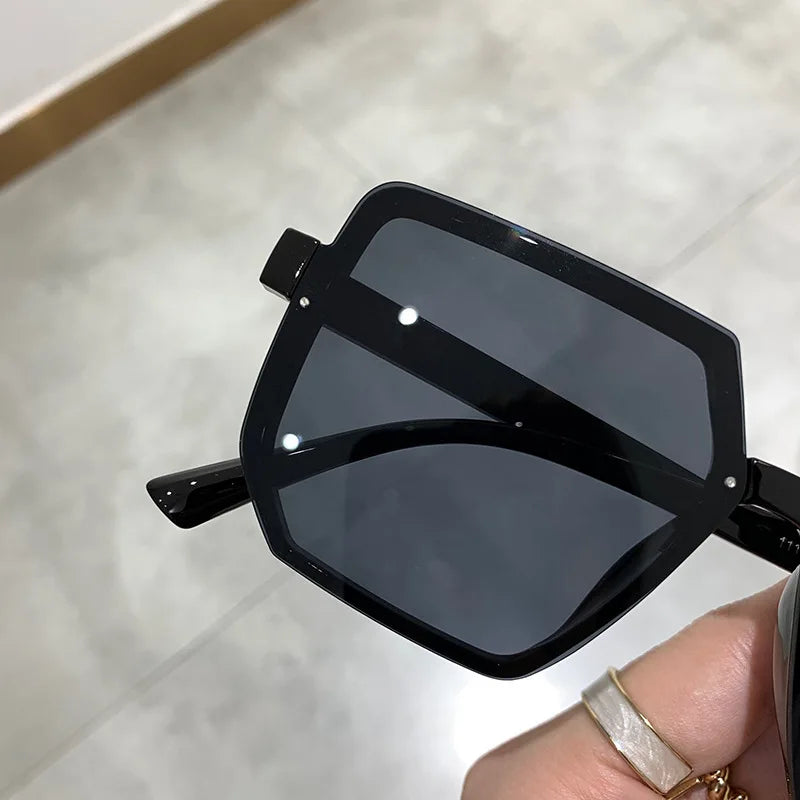 Big Frame Vintage Sunglasses Women, Elegant Square Sun Glasses Retro Eye Glasses Goggle for Female Polygon Sunglasses  