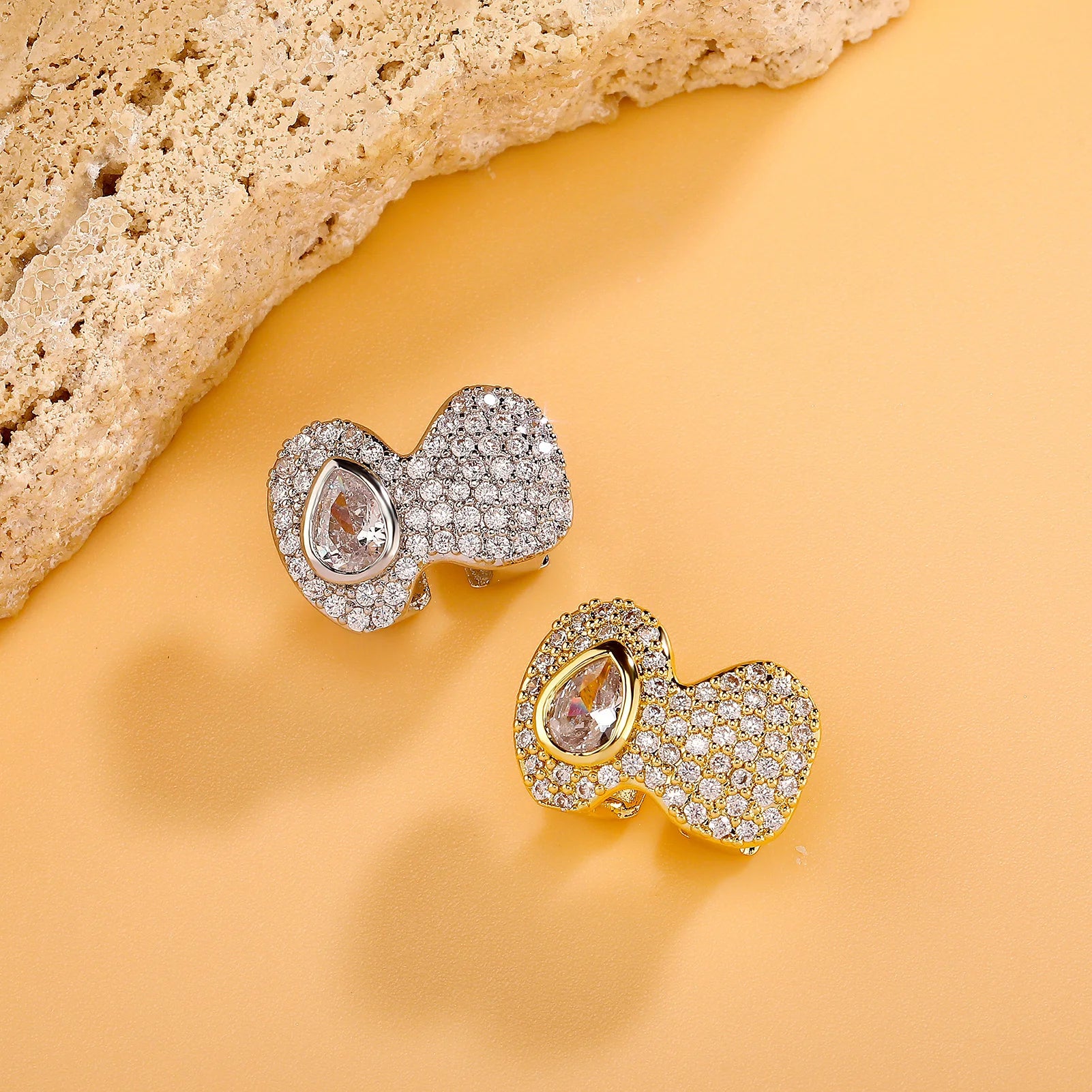 TOPGRILLZ Iced Out Full CZ Stone Teeth Grillz Braces Hip Hop Double Shiny Zircon Tooth Caps For Women Men Rapper Jewelry