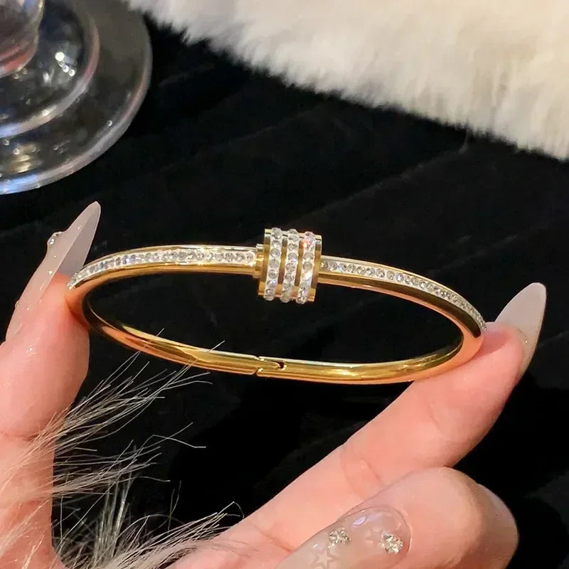 1PC Titanium Steel Stainless Steel Inlaid, Luxury Zircon Gold Plated, Stunning Bracelet Gift and Stylish Style Bangles for Girls, Daily Jewelry,