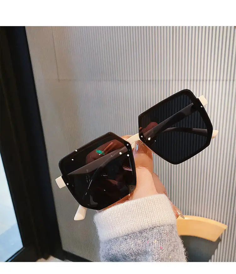 Big Frame Vintage Sunglasses Women, Elegant Square Sun Glasses Retro Eye Glasses Goggle for Female Polygon Sunglasses  