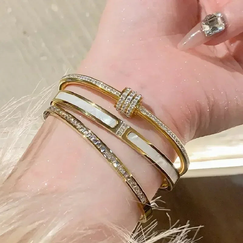 1PC Titanium Steel Stainless Steel Inlaid, Luxury Zircon Gold Plated, Stunning Bracelet Gift and Stylish Style Bangles for Girls, Daily Jewelry,