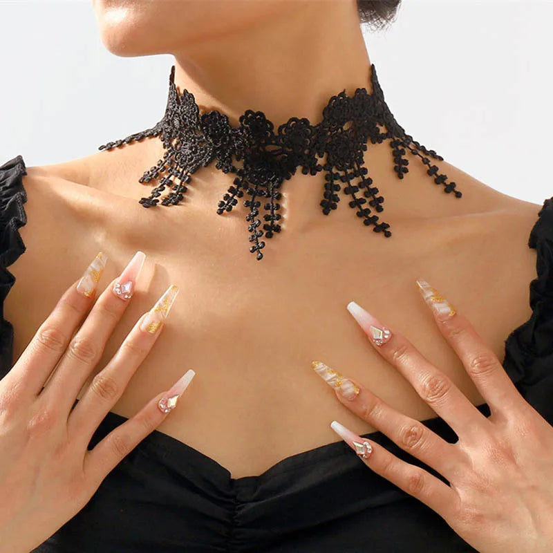 Classic Lace Necklace Sweet Cool Wind Fashion Sexy Tassel Floral Choker for Women Gift Accessories Wholesale 158