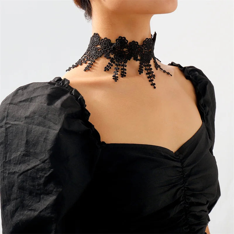 Classic Lace Necklace Sweet Cool Wind Fashion Sexy Tassel Floral Choker for Women Gift Accessories Wholesale 158